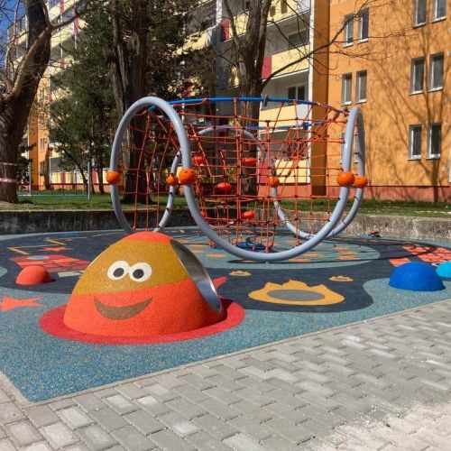 tölcséres iglómászóka 3